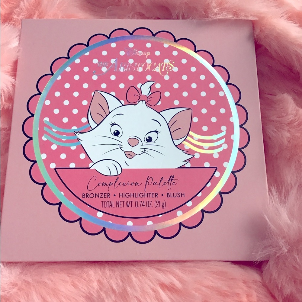 NEW Disney The Aristocats Complexion Palette Bronzer Blush Highlight